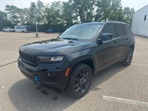 2025 Jeep Grand Cherokee 4xe Base
