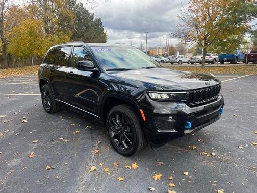 2025 Jeep Grand Cherokee 4xe Base