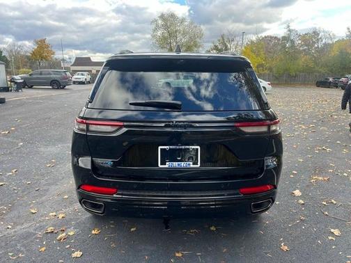 2025 Jeep Grand Cherokee 4xe Base