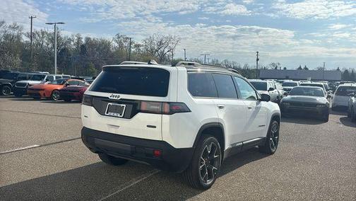 Bright White Clearcoat 2026 Jeep Cherokee Overland