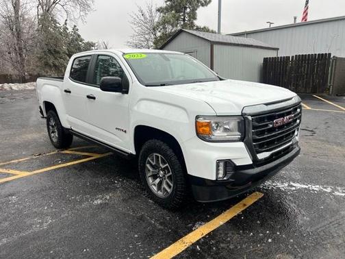 2022 GMC Canyon AT4 w/Leather