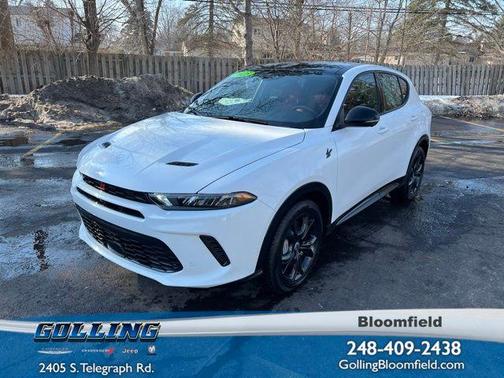 Q BALL 2025 Dodge Hornet R/T