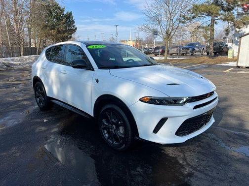 2025 Dodge Hornet R/T