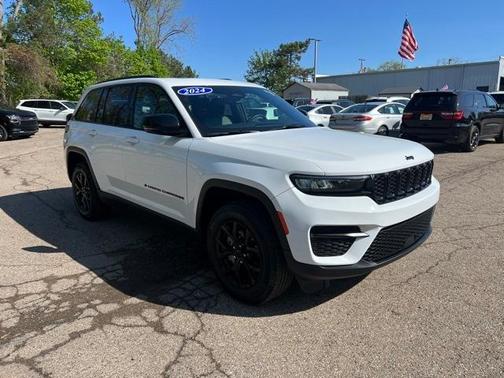 2024 Jeep Grand Cherokee Laredo