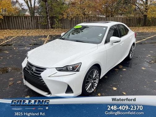 2018 Lexus IS 300 Base
