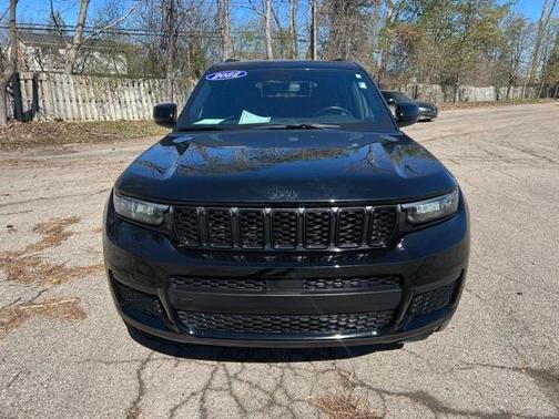 2022 Jeep Grand Cherokee L Laredo