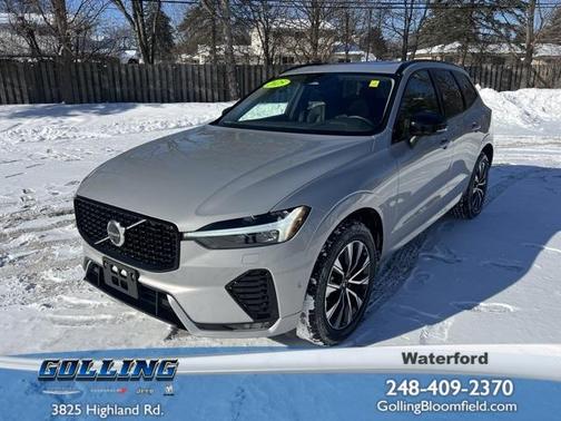 2025 Volvo XC60 B5 Plus