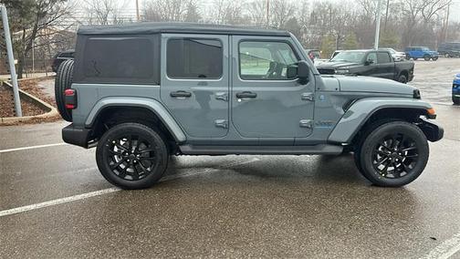 2025 Jeep Wrangler 4xe Sahara
