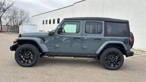 2025 Jeep Wrangler 4xe Sahara