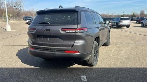 2025 Jeep Grand Cherokee L Laredo