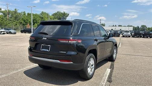 2025 Jeep Grand Cherokee Laredo X