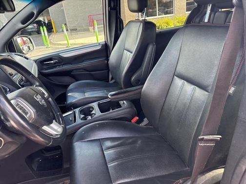 2015 Dodge Grand Caravan R/T