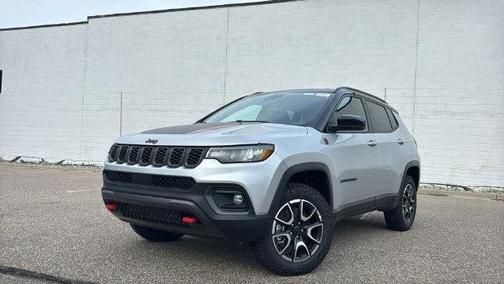 Silver Zynith 2026 Jeep Compass Trailhawk