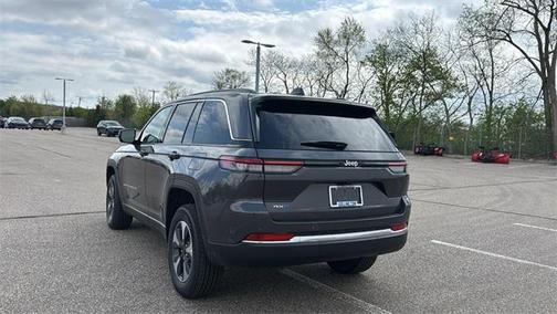 2025 Jeep Grand Cherokee 4xe Base