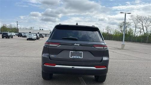 2025 Jeep Grand Cherokee 4xe Base