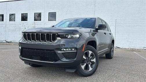2025 Jeep Grand Cherokee 4xe Base