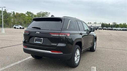 2025 Jeep Grand Cherokee Laredo X
