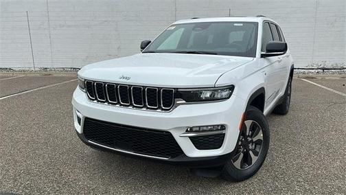 2025 Jeep Grand Cherokee 4xe Base