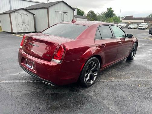2020 Chrysler 300 Touring