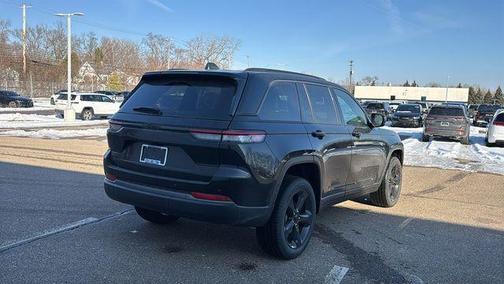 Diamond Black 2026 Jeep Grand Cherokee Limited
