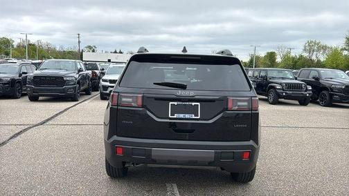 Diamond Black 2026 Jeep Cherokee LAREDO/LIMITED