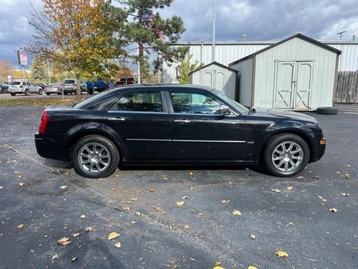 2010 Chrysler 300 Touring/Signature/Executive Series