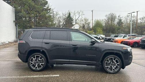 Diamond Black 2026 Jeep Cherokee Overland
