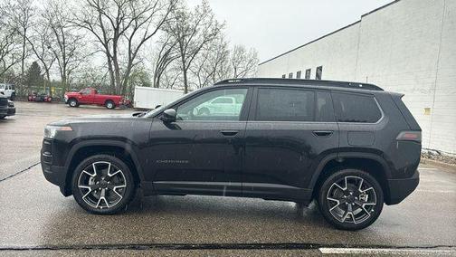 Diamond Black 2026 Jeep Cherokee Overland