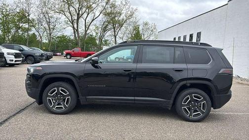 Diamond Black 2026 Jeep Cherokee LAREDO/LIMITED