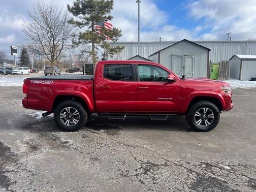 2016 Toyota Tacoma TRD Sport