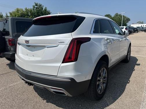 2021 Cadillac XT5 Premium Luxury