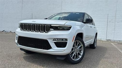 2025 Jeep Grand Cherokee Summit