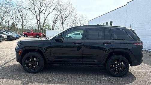 Diamond Black 2026 Jeep Grand Cherokee Limited