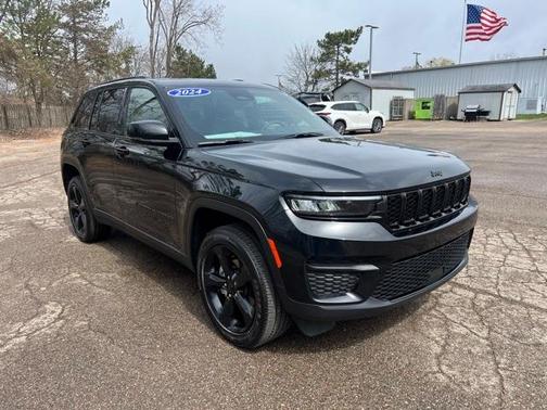 2024 Jeep Grand Cherokee Laredo