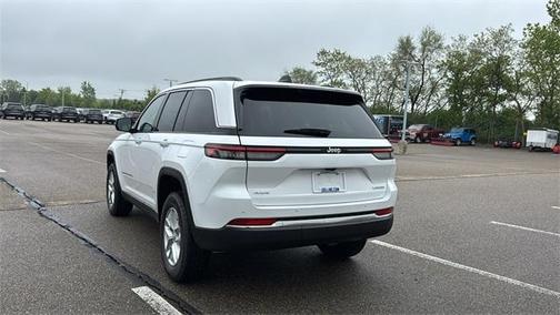 2025 Jeep Grand Cherokee Laredo X