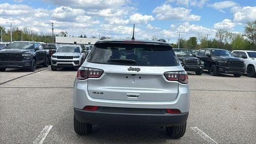 Silver Zynith 2026 Jeep Compass Limited