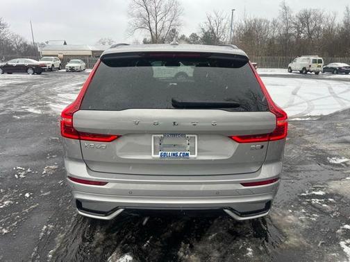 2025 Volvo XC60 B5 Plus