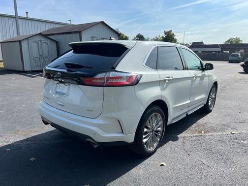 2021 Ford Edge Titanium