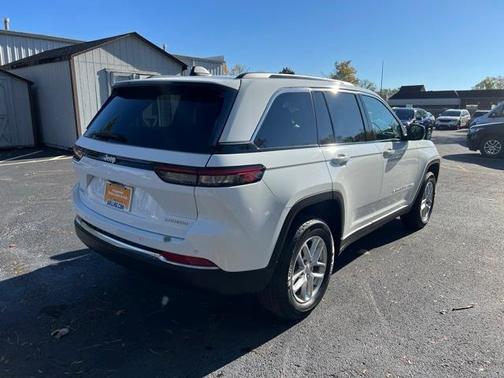 2024 Jeep Grand Cherokee Laredo X