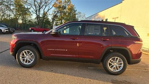 2025 Jeep Grand Cherokee Laredo X