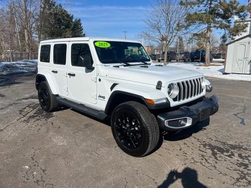 2025 Jeep Wrangler 4xe Sahara
