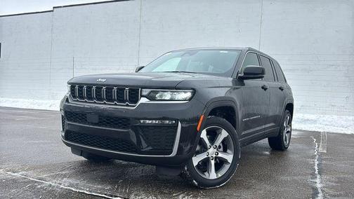 Diamond Black 2026 Jeep Grand Cherokee Limited