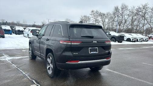 Diamond Black 2026 Jeep Grand Cherokee Limited