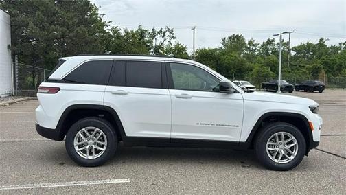 2025 Jeep Grand Cherokee Laredo X