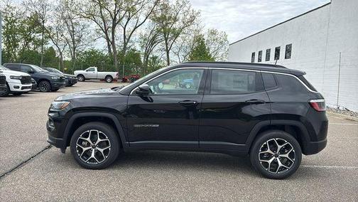 Diamond Black 2026 Jeep Compass Limited