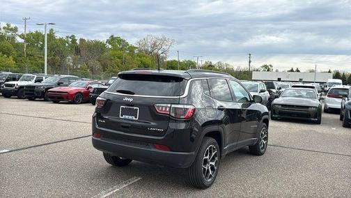 Diamond Black 2026 Jeep Compass Limited