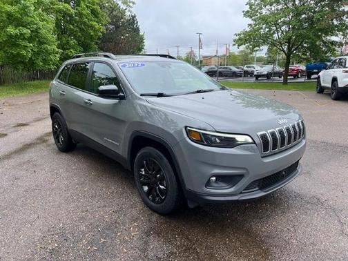 2022 Jeep Cherokee Latitude Lux