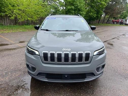 2022 Jeep Cherokee Latitude Lux