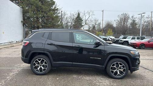 Diamond Black 2026 Jeep Compass Limited