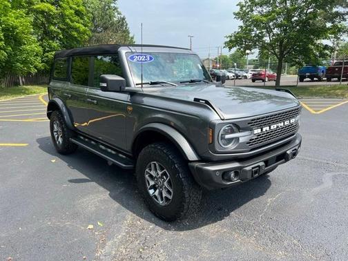 2023 Ford Bronco Badlands